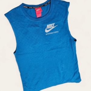 Nike International Sleeveless Tank